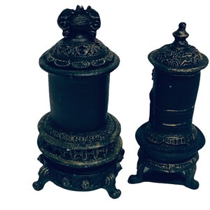Dollhouse Miniature  1” Scale Stove