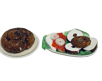 Dollhouse Miniature 1" Scale Bread or Bagels