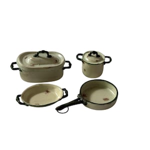 Dollhouse Miniature 1” Scale Cooking Pots