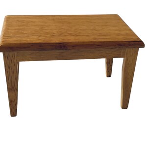Dollhouse Miniature 1&quot; Scale Kitchen Table