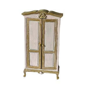 Dollhouse Miniature 1&quot; Scale Armoire