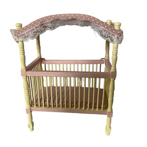 Dollhouse Miniature 1&quot; Scale Baby Crib