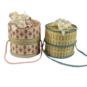 Dollhouse Miniature 1&quot; Scale Hatbox