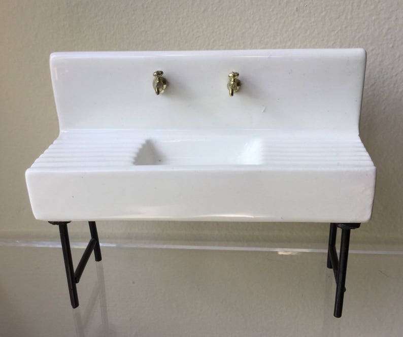 Dollhouse Miniature 1 Scale White Porcelain Kitchen Sink