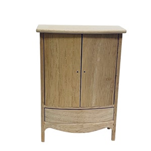 Dollhouse Miniature 1&quot; Scale Armoire