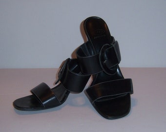 Vintage Joan and David Circa Black Leather Strappy Chunky High Heel Sandals 8 Medium Shoes Buckles