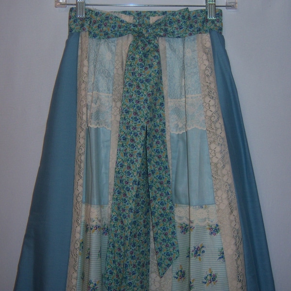 Vintage Carefree Fashions Light Blue Ecru Lace Calico Floral Patchwork Long Maxi Hostess Skirt Medium Large O/S Bohemian Prairie Festival