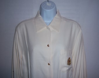 Ralph Lauren Sports Shirt With White and Navy Blue Stripes With