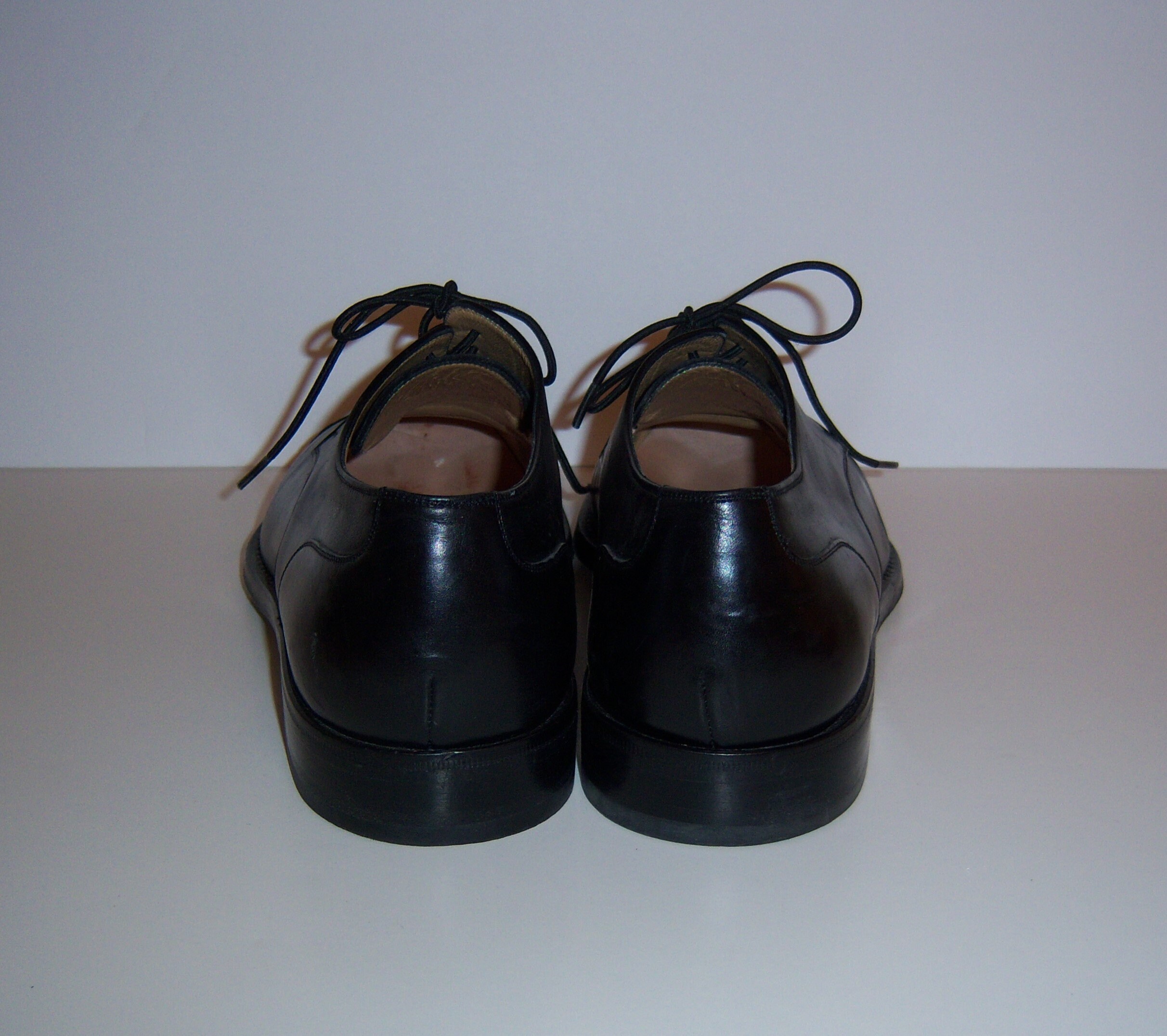 Vintage Bruno Magli Classic Black Leather Tie Oxfords Shoes  display picture 1