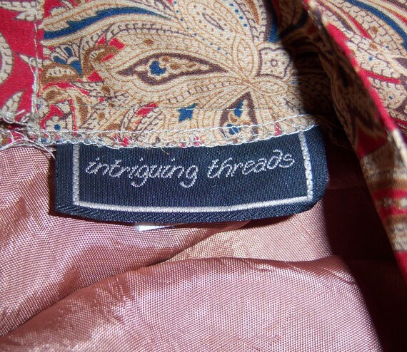 Vintage Intriguing Threads Red Camel Classic Pais… - image 4