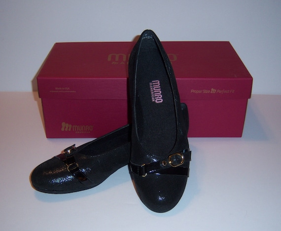 Vintage Munro Black Patent Leather Ballet Flats S… - image 1