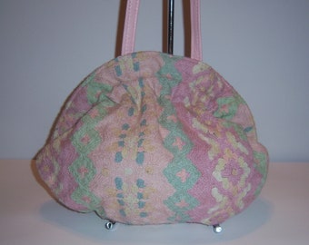 Vintage Crewel Pastel Pink Green Blue Floral Flower Wool Carpet Clamshell Style Shoulder Bag Purse Tapestry Needlepoint