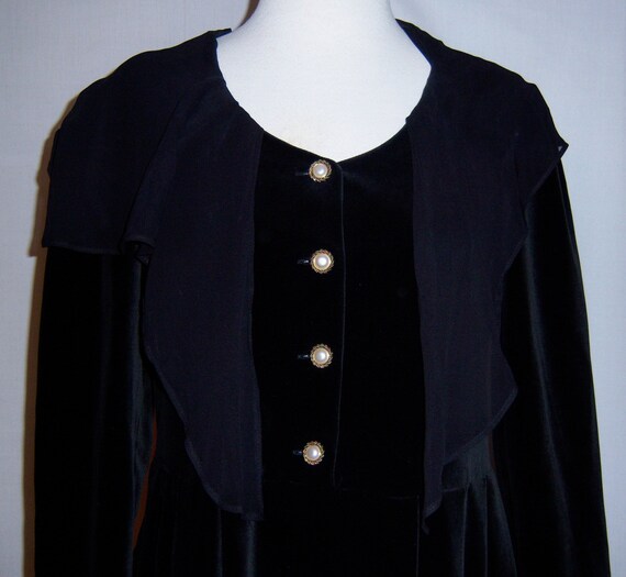 Vintage Laura Ashley Black Velvet Sailor Empire Wa