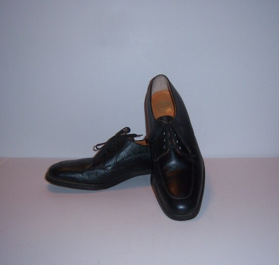 Vintage Florsheim Mens Black Pebbled Leather Lace up Wing 