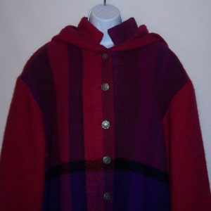 Vintage Nordstrikk Norway Norwegian Hot Pink Purple Wool Fringed Blanket Coat Extra Large XL Denmark Nordic Hooded Gift