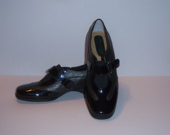 Vintage Ros Hommerson Sport Black Patent Leather Shoes Womens 6 Narrow