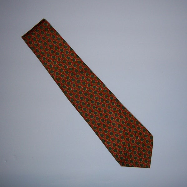 Vintage Gucci Red Green Gold Bit Print Pattern Italian Silk Necktie Tie Equestrian Tack