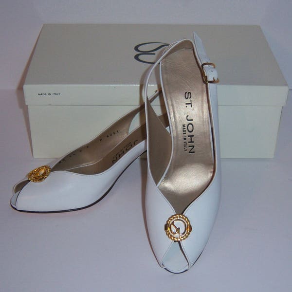 Talons St. John En Daim Vert Avec Boucle - Taille US 6.5, Occasion Bon état
