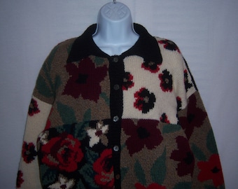 Vintage Northern Isles Black Red Off White Green Taupe Roses Rose Patchwork Flowers Hand Knit Wool Cardigan Sweater Large L