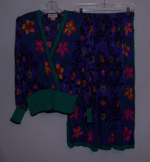 Vintage Silk Line Purple Green Pink Black Floral … - image 4