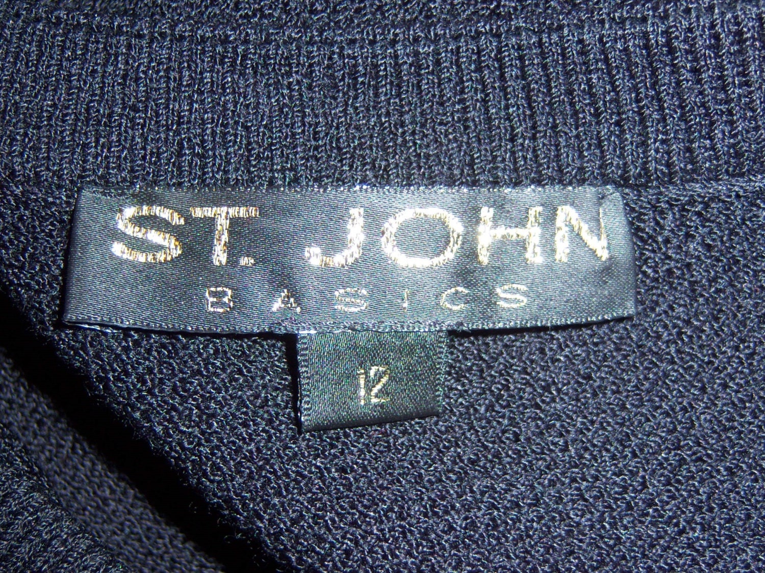 St. John by Marie Gray Black Short Sleeve Santana Knit Sweater Jacket 10 12  Medium Crest Buttons St. John Basics