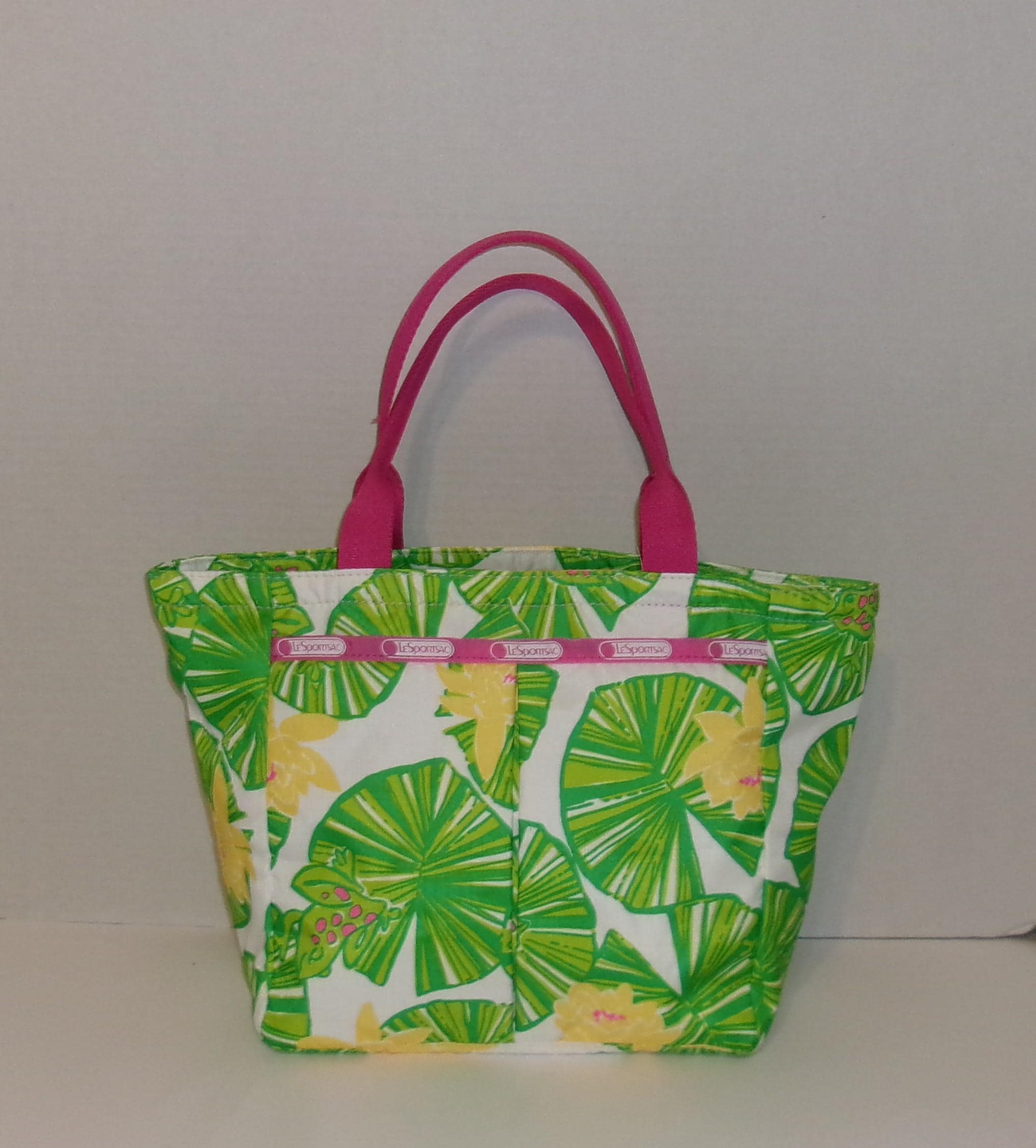 LILY商品 Vintage Lilly Pulitzer Bag Lesportsac White Pink Green Frogs Print