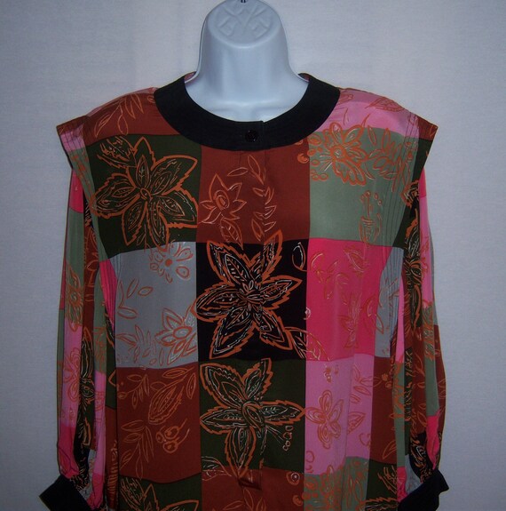 Vintage Soo Yung Lee Black Pink Brown Green Colorb