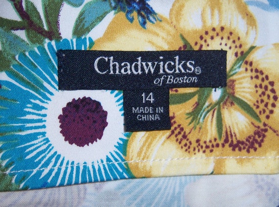 Vintage Chadwicks of Boston White Blue Yellow Gre… - image 4