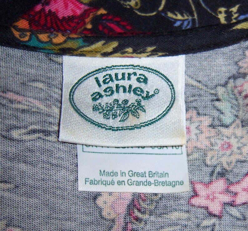 Vintage Laura Ashley Black Red Blue Green Roses Rose Floral Flower Print Pattern Long Maxi Tee Shirt Dress 8 10 Medium M Boho Grunge Y2K image 4