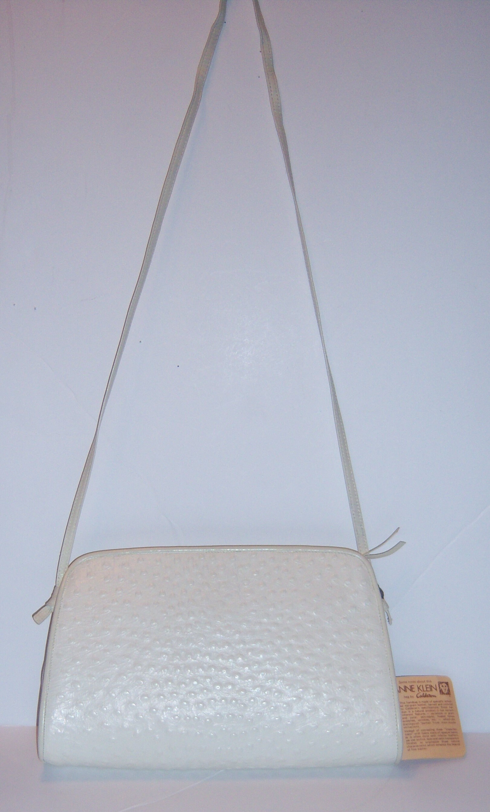 Vintage Anne Klein for Calderon White Ostrich Leather  display picture 1
