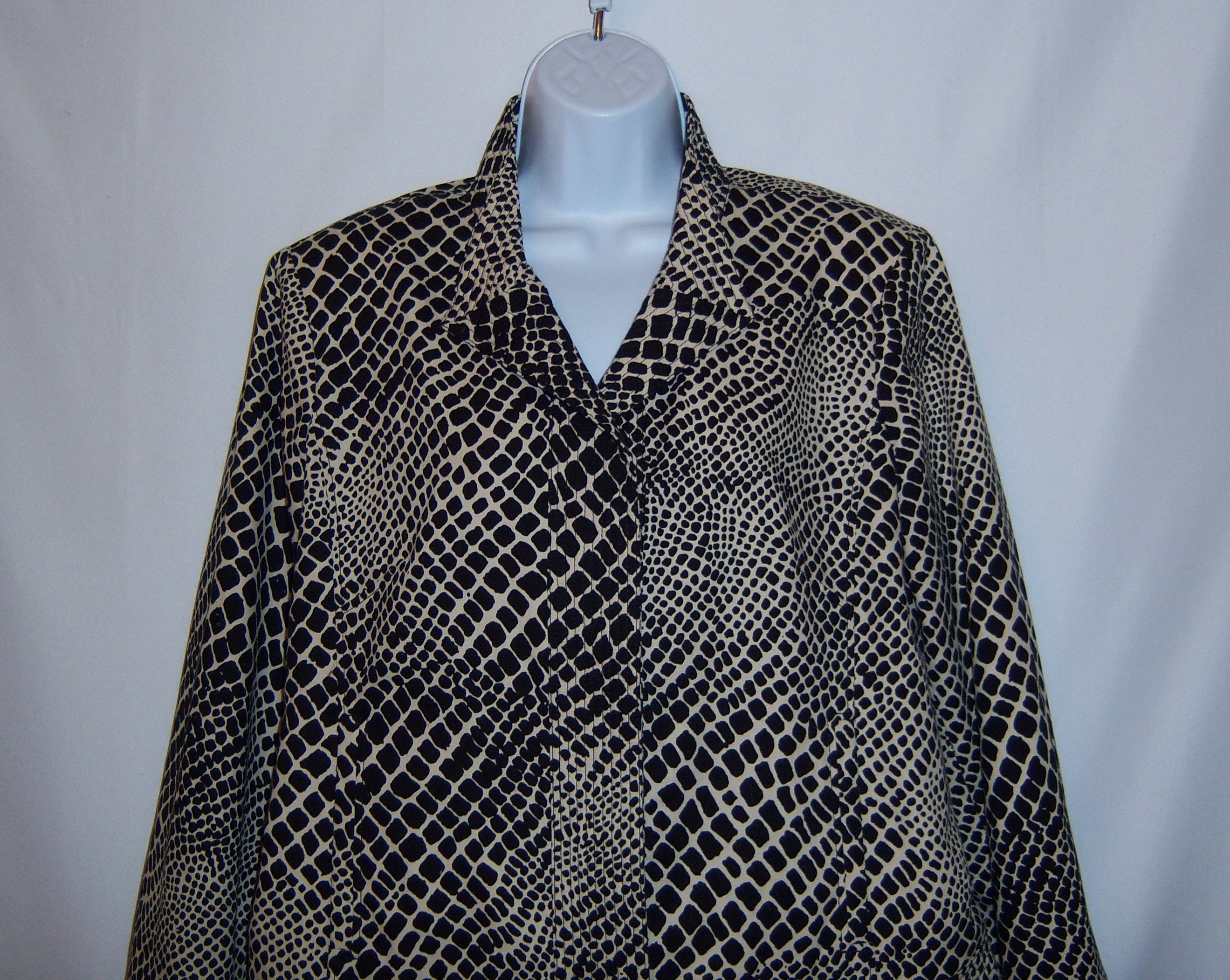 Vintage Armani Collezioni Black Ecru Large Reptile Snakeskin
