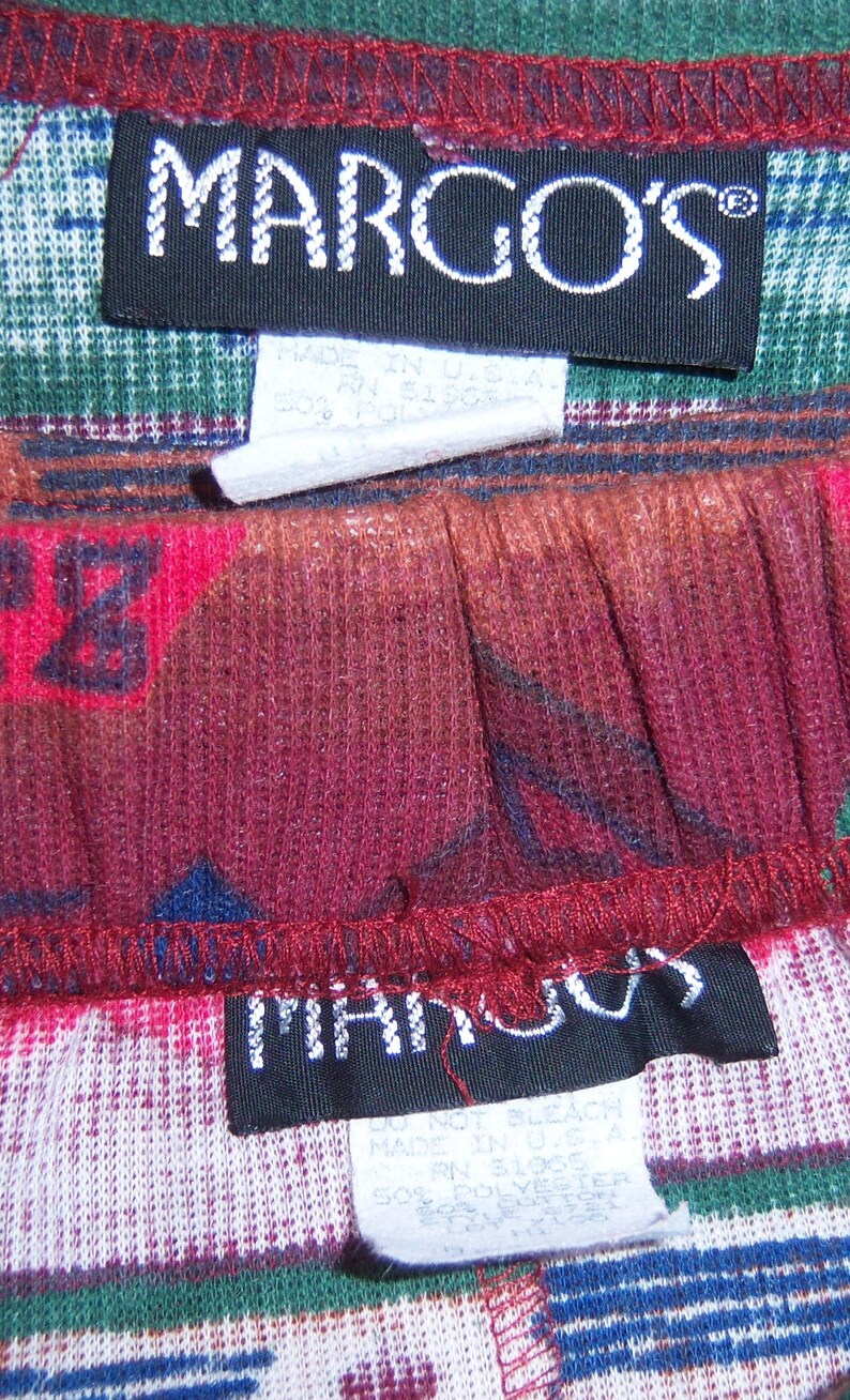 Vintage Margo/'s Red Green Brown Blue Southwest Serape Navajo Pattern Knit Shirt Top Matching Skirt Medium Large Set Outfit