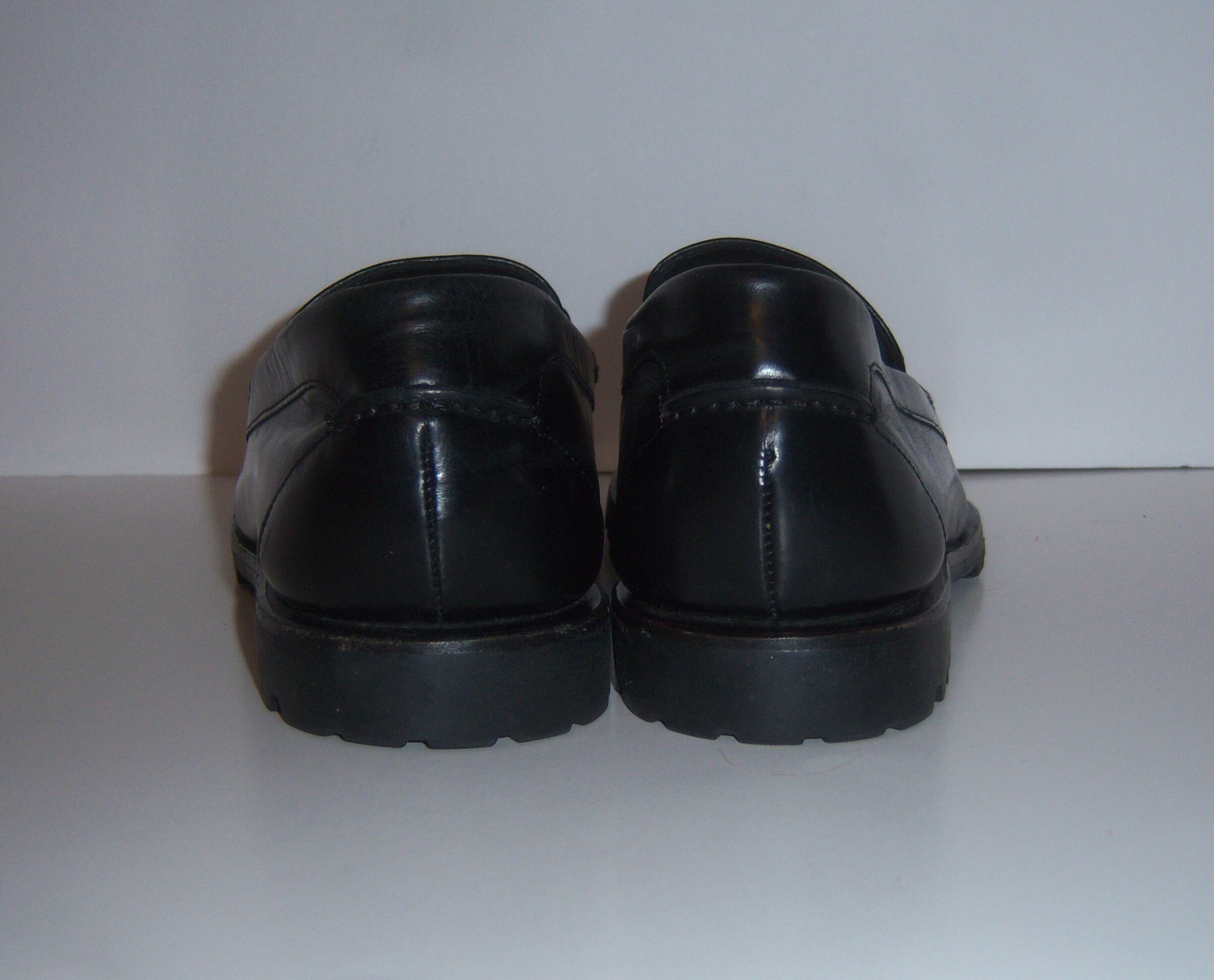 Vintage Cole Haan Nike Air Classic Black Soft Leather  display picture 2