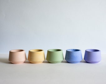 Vaso de hormigón de 5 cm - Maceta con soporte para palillos de dientes y cerillas - Colores arcoíris