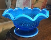 Country Farmhouse scalloped Blue glass Opalescent Hobnail Dish