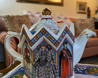 Whimsical Elizabeth the First Queen of England James Sadler Teapot