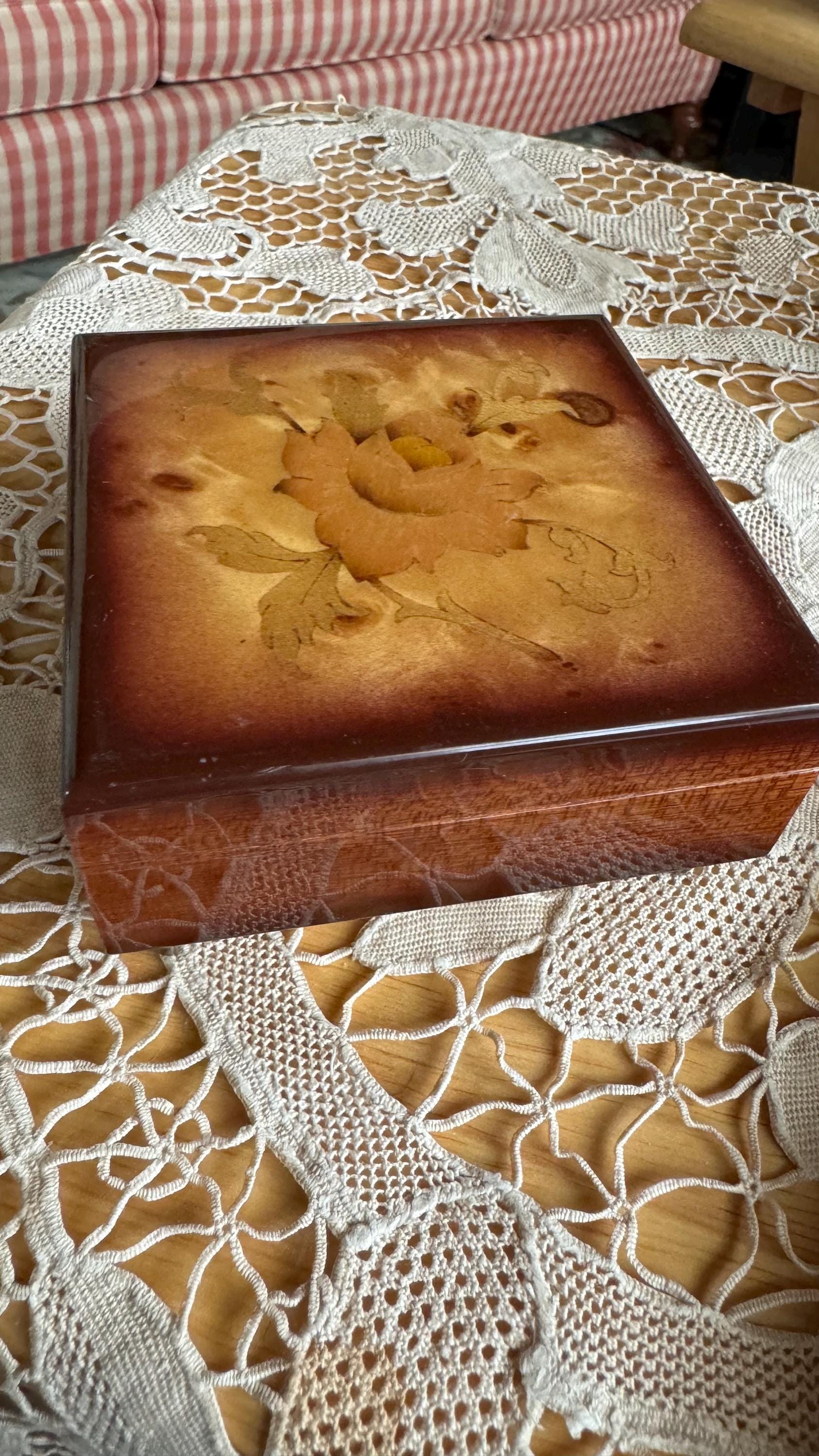 木製の象嵌を施したイタリアの花束ジュエリーボックス - Etsy 日本