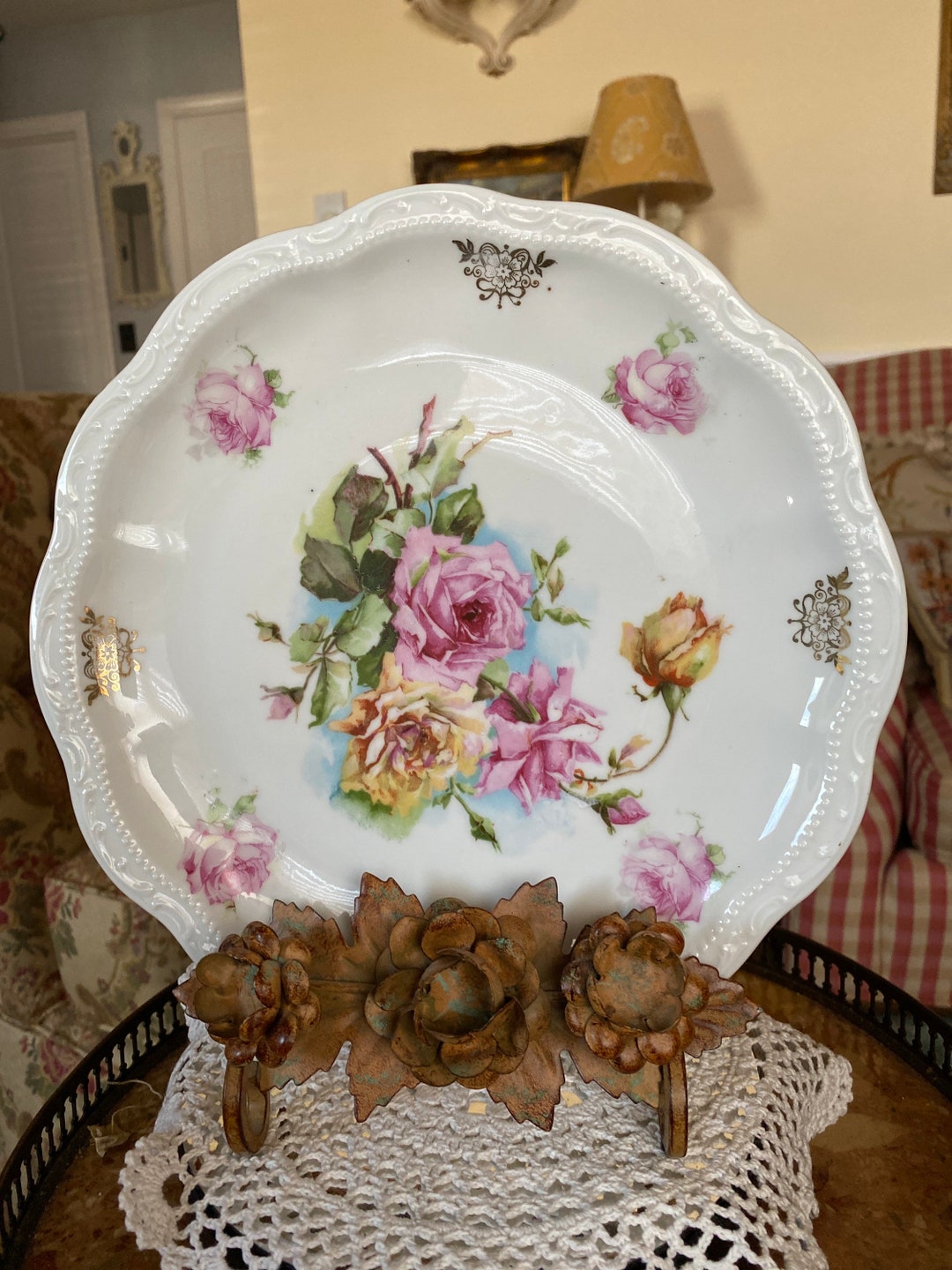 3つの王冠 カントリー シック ヴィンテージ フラワーブーケ プレート