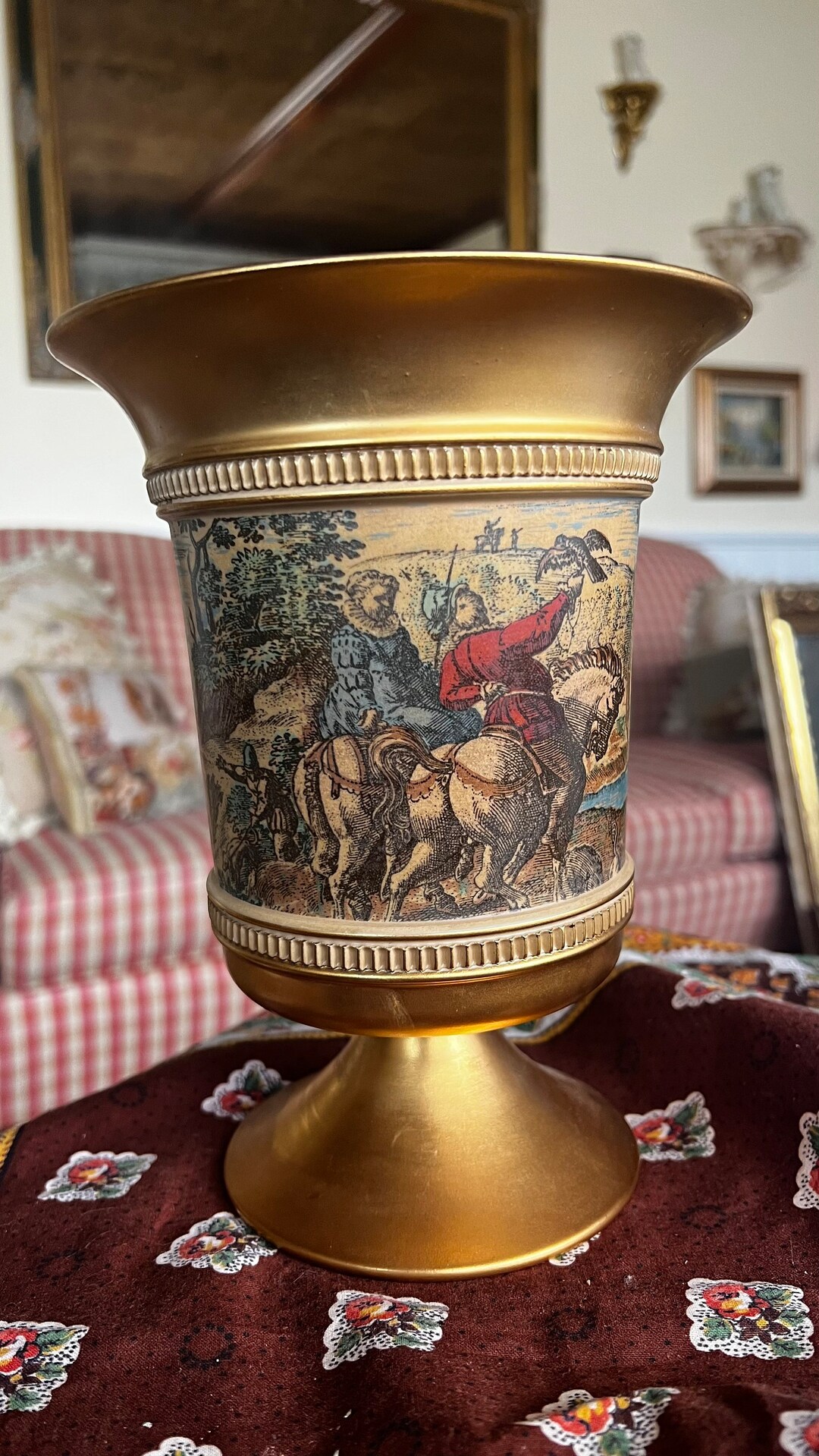 Victorian Italian Ceramiche Florentine Decoro Giotto Pedestal