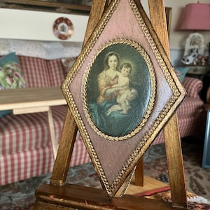 Italian Florentine Wood Religious Madonna Mary with child and Jesus Art
