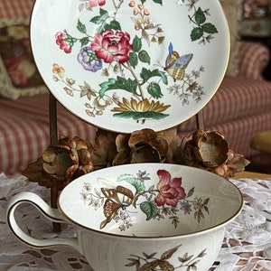 English Country Butterflies and Peonies Wedgwood Charnwood Plate