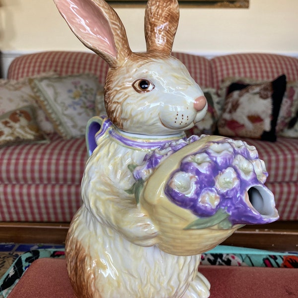 Théière fantaisiste Spring Bunny Rabbit par Longaberger