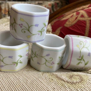 Country Garden Lenox Tulip Porcelain Napkin Ring Set