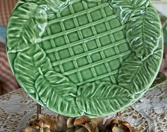 Majolica Bordallo Pinheiro Cabbage Leaf and Trellis Platter