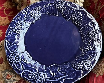 Majolica Bordallo Pinheiro Purple Grapes and Leaves Charger