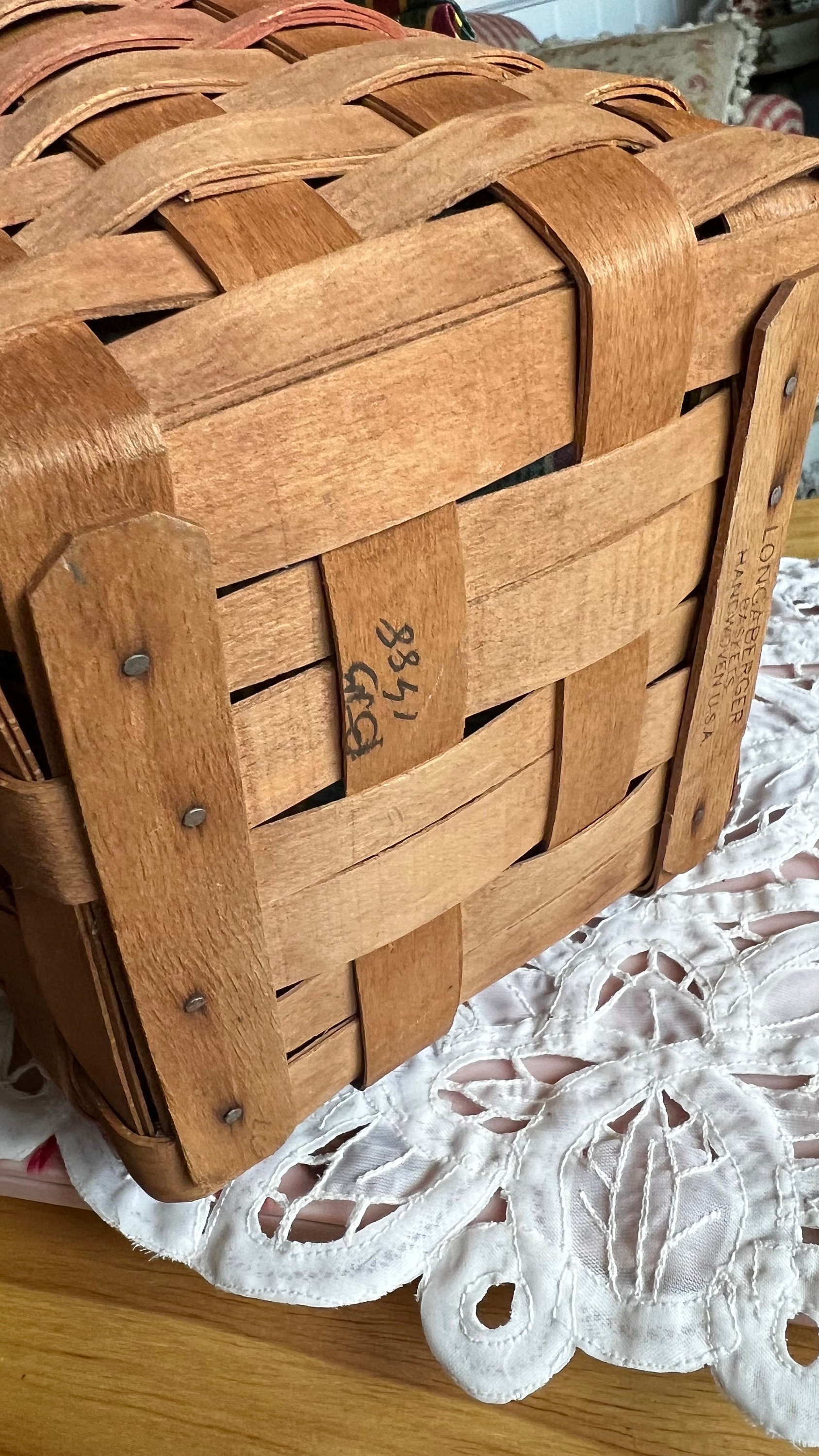 Longaberger Classic Fabric Liner and Plastic Cover Basket With