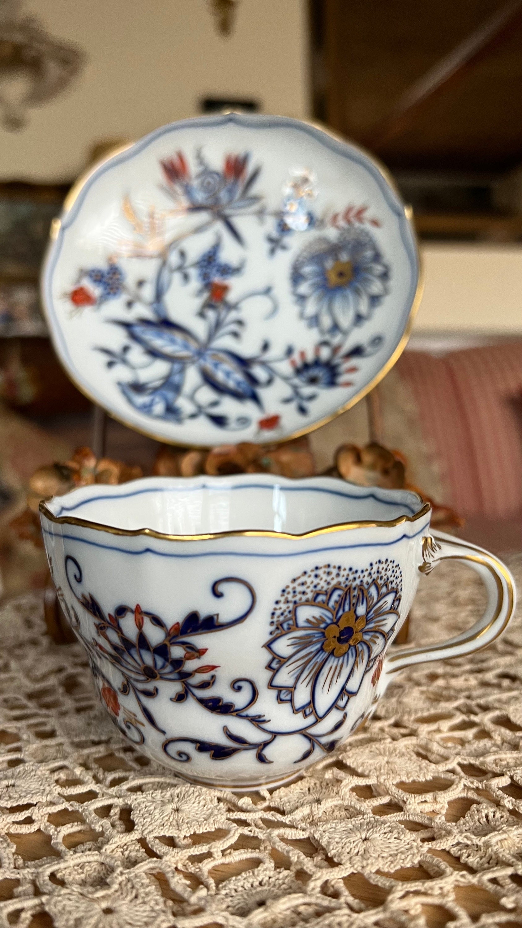 食器 Meissen, antique Rare Meissen Blue Onion Pattern Royal Mocha Cup and Saucer - Etsy