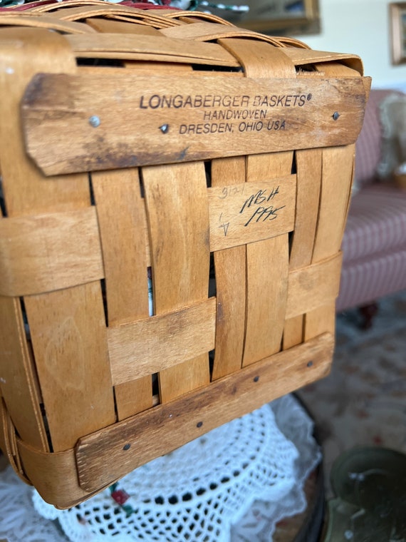 Country Farmhouse Longaberger Picnic Basket With Floral Fabric