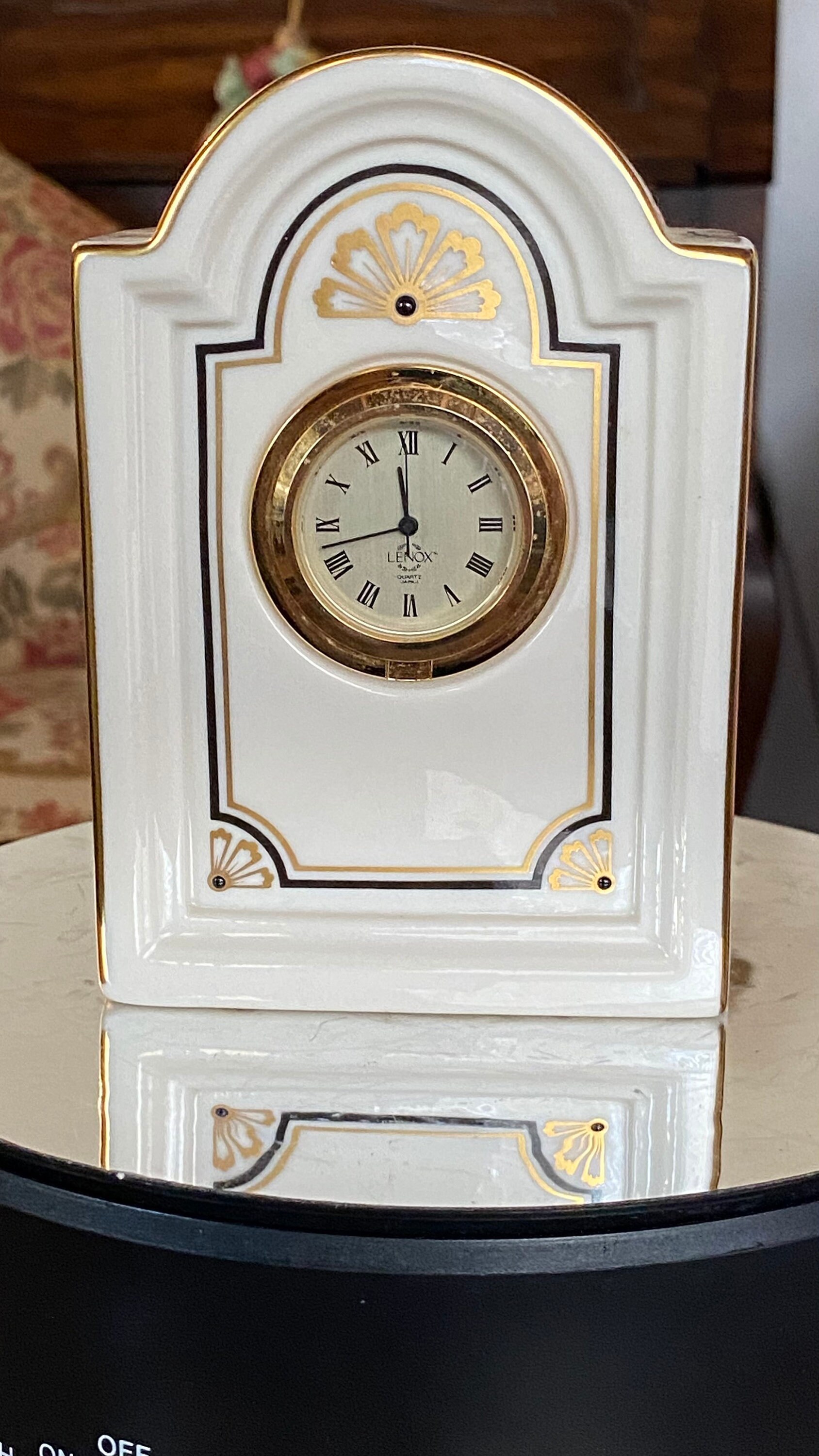 Small Lenox Clocks Change Batteries