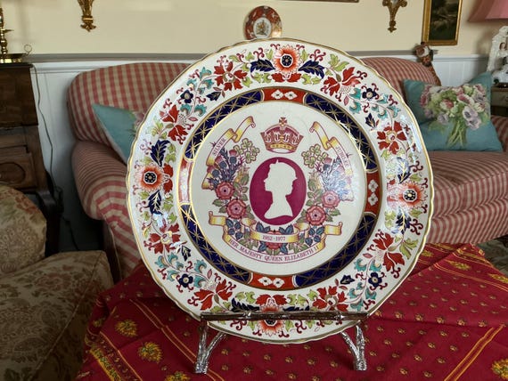 タイムセール！Coalport エリザベス女王　シルバージュビリー　プレート メイソンのプレート エリザベス2世女王 ロイヤル・シルバー